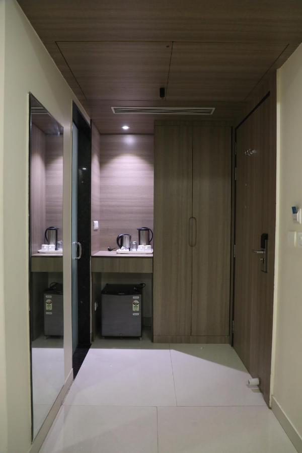 Sopan Heights 3*