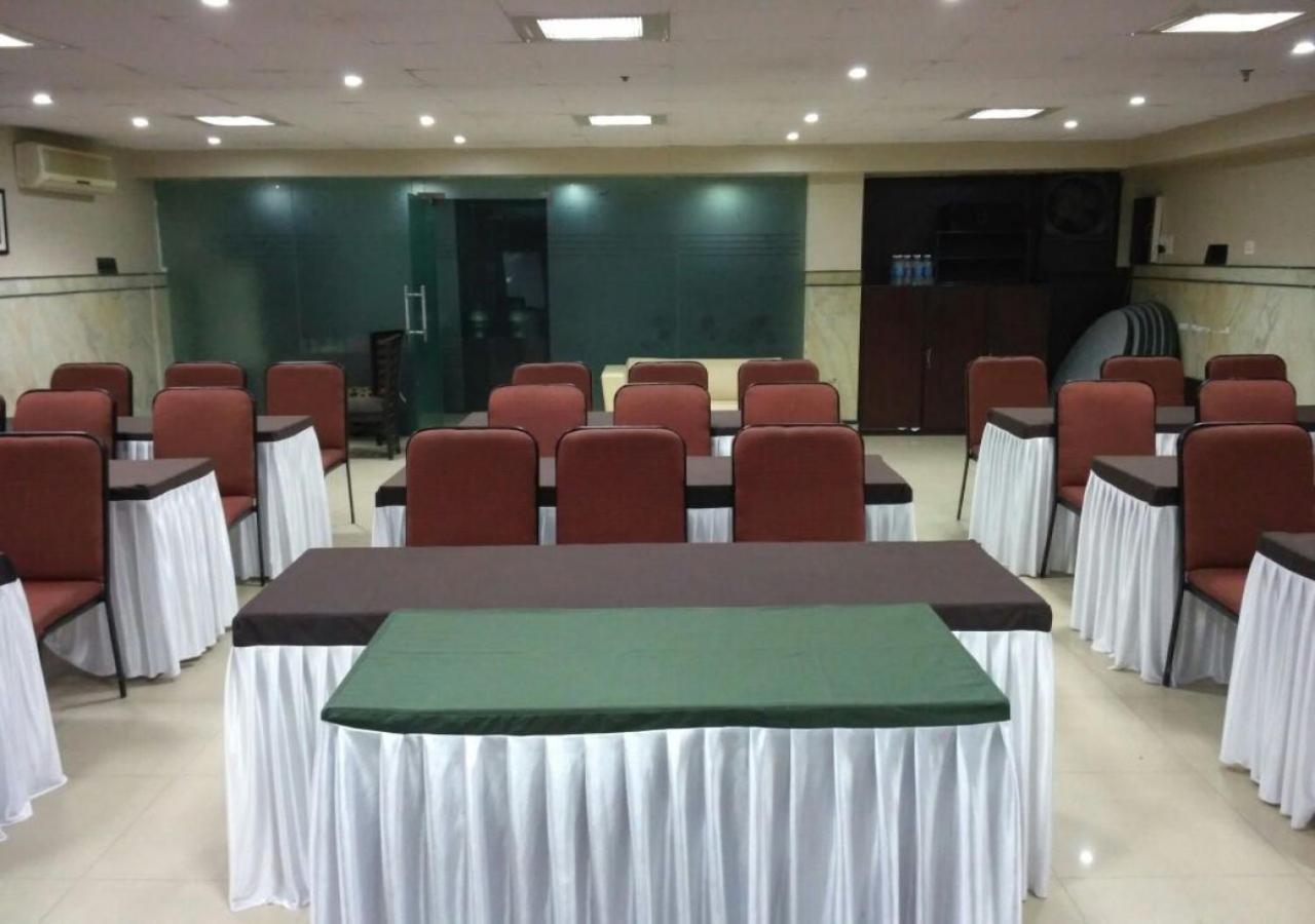 Kingston Hotel