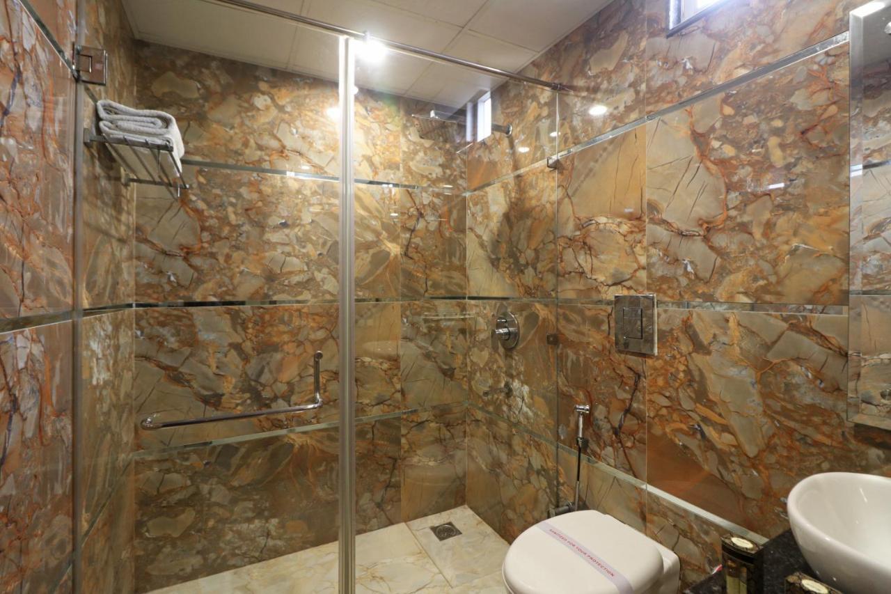 Mannat International By Mannat Hotel 3*