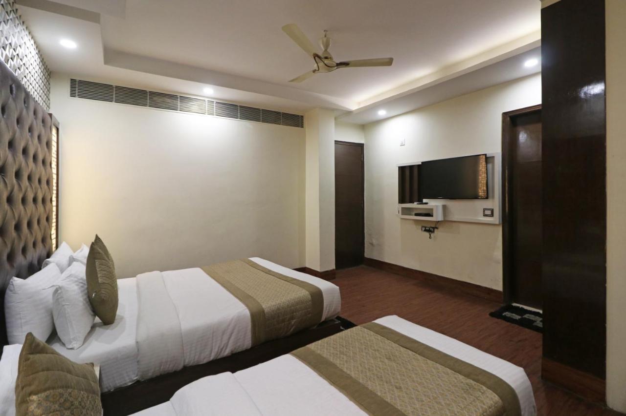 Mannat International By Mannat Nova Deli