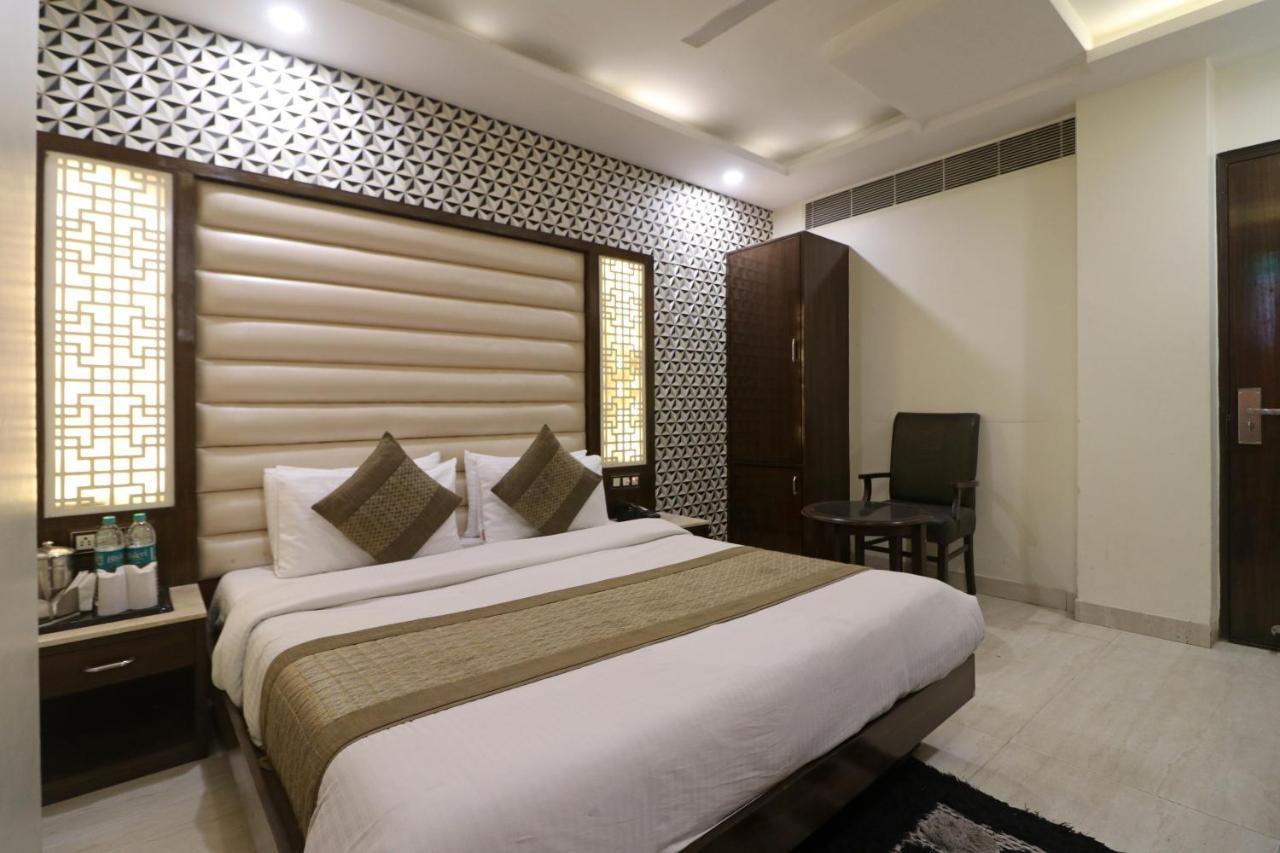 Mannat International By Mannat Nova Deli
