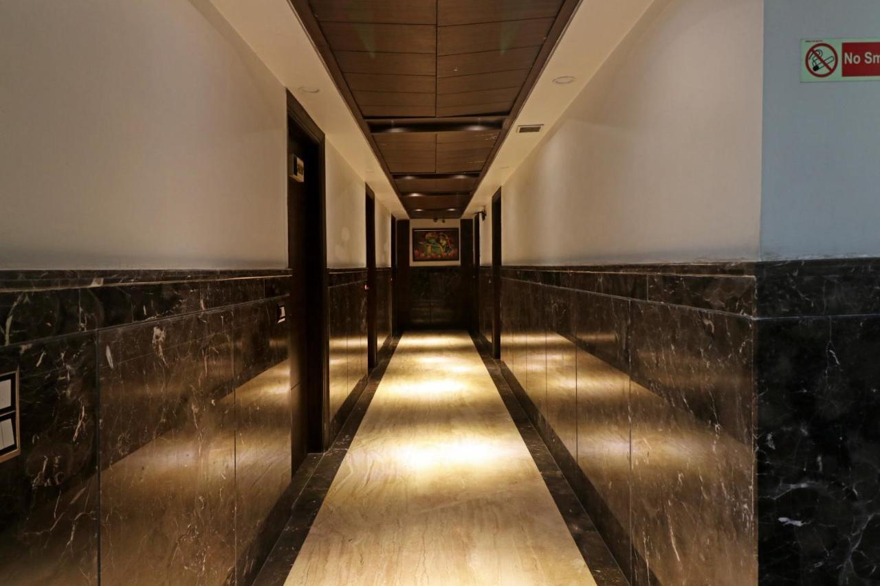 Mannat International By Mannat Hotel 3*