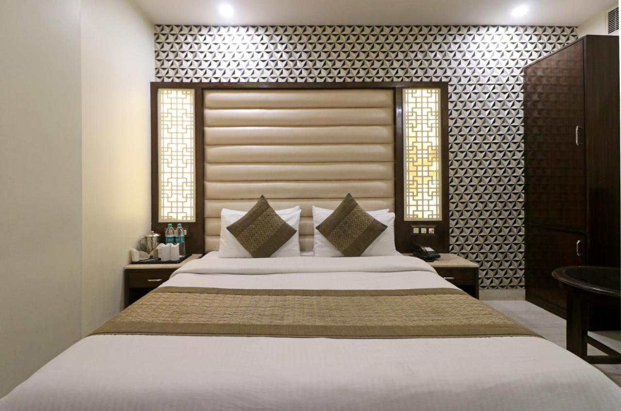 Mannat International By Mannat Hotel