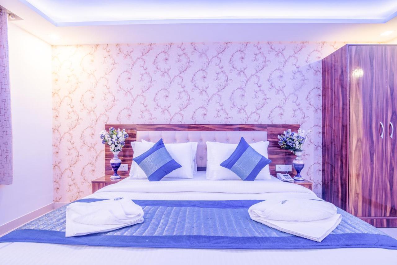 Hotel Festival Mahipalpur Delhi Airport - Near Delhi Aerocity