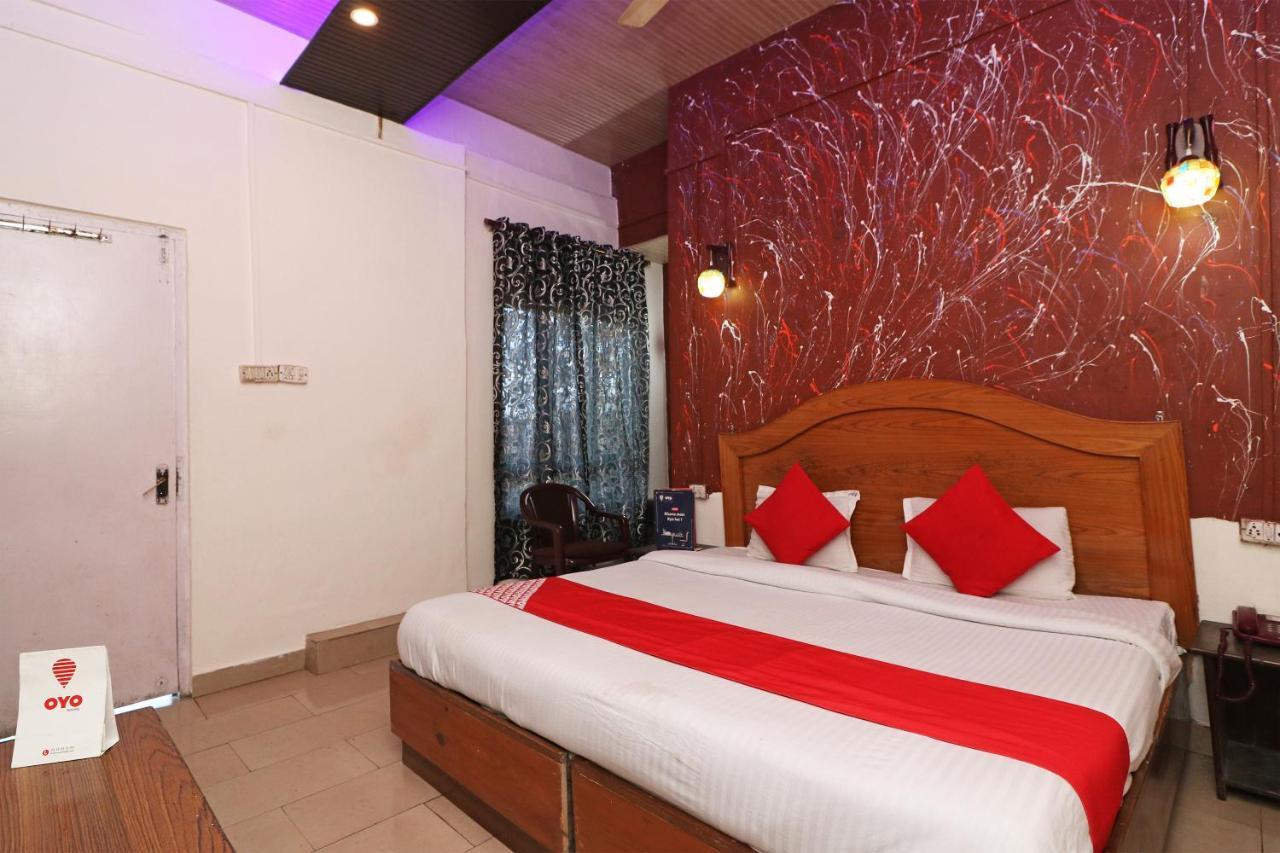 Oyo 80678 Shreenath Residency Hotel 3*