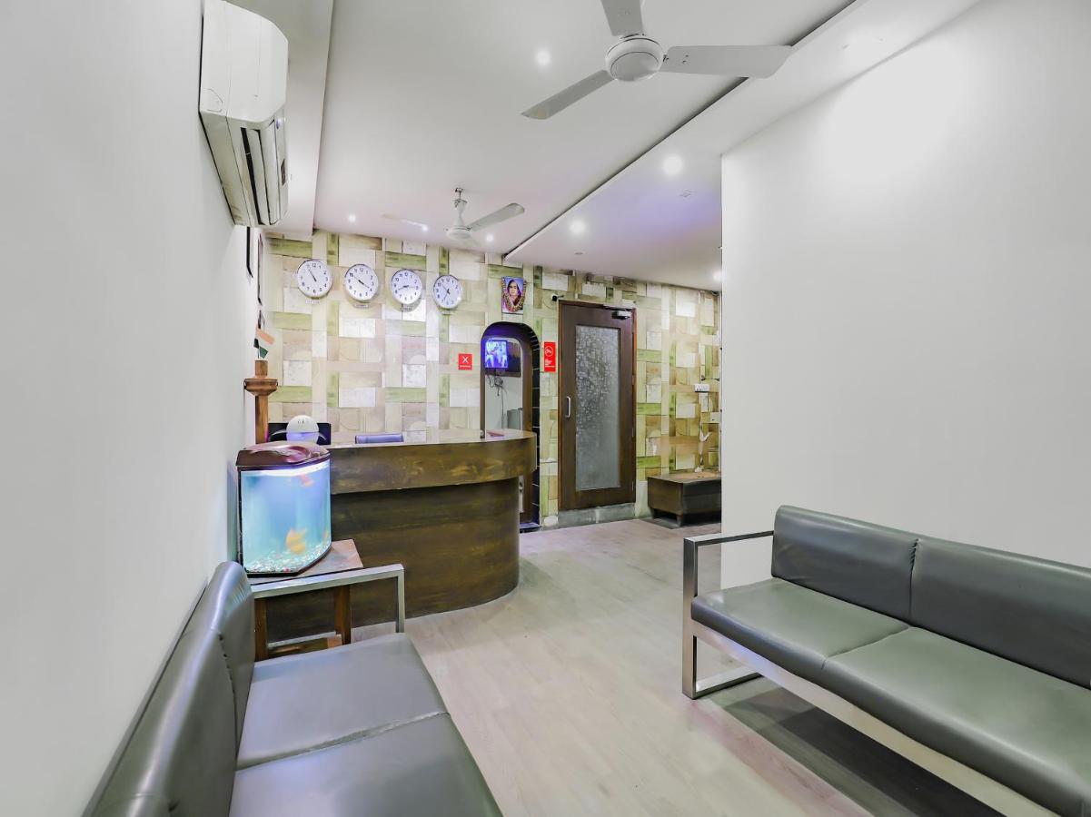Oyo 80678 Shreenath Residency Hotel