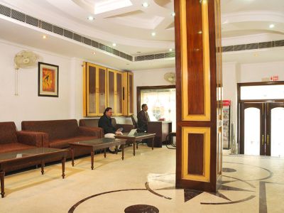 Hotel Treebo Paras International