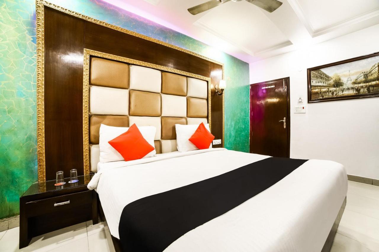 Hotel Delhi Heart At Railway Station