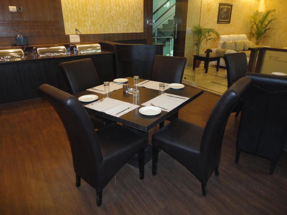 Divine Paradise Tavisha Hotel New Delhi