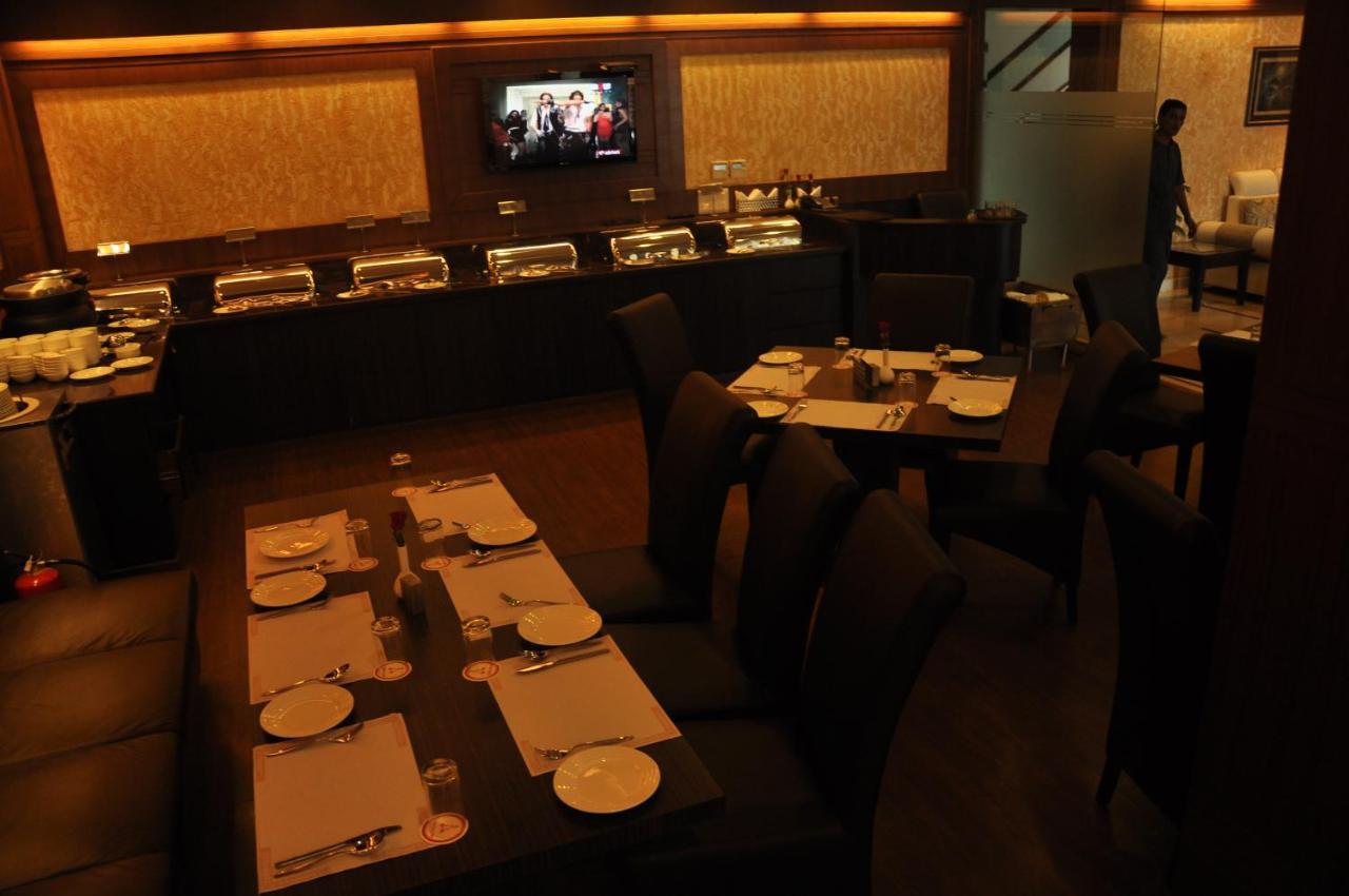 Divine Paradise Tavisha Hotel New Delhi