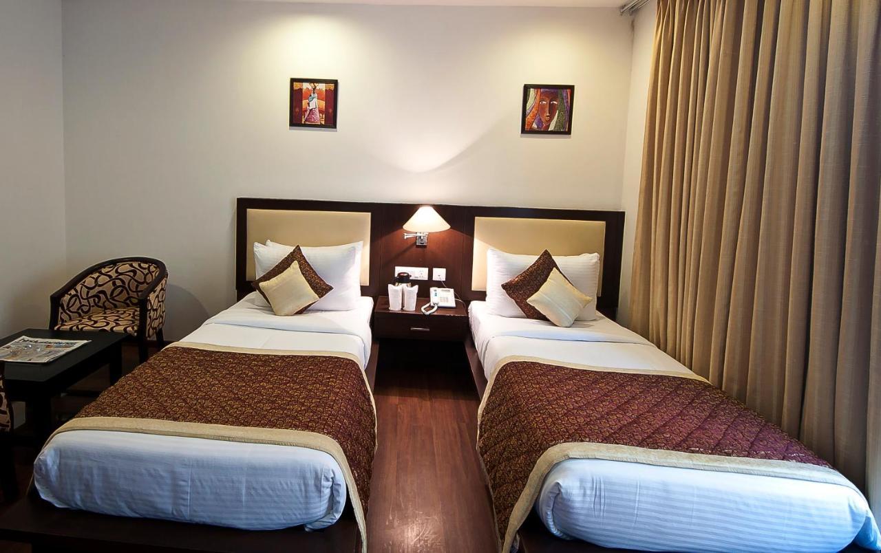 Hotel Divine Paradise Tavisha 3*