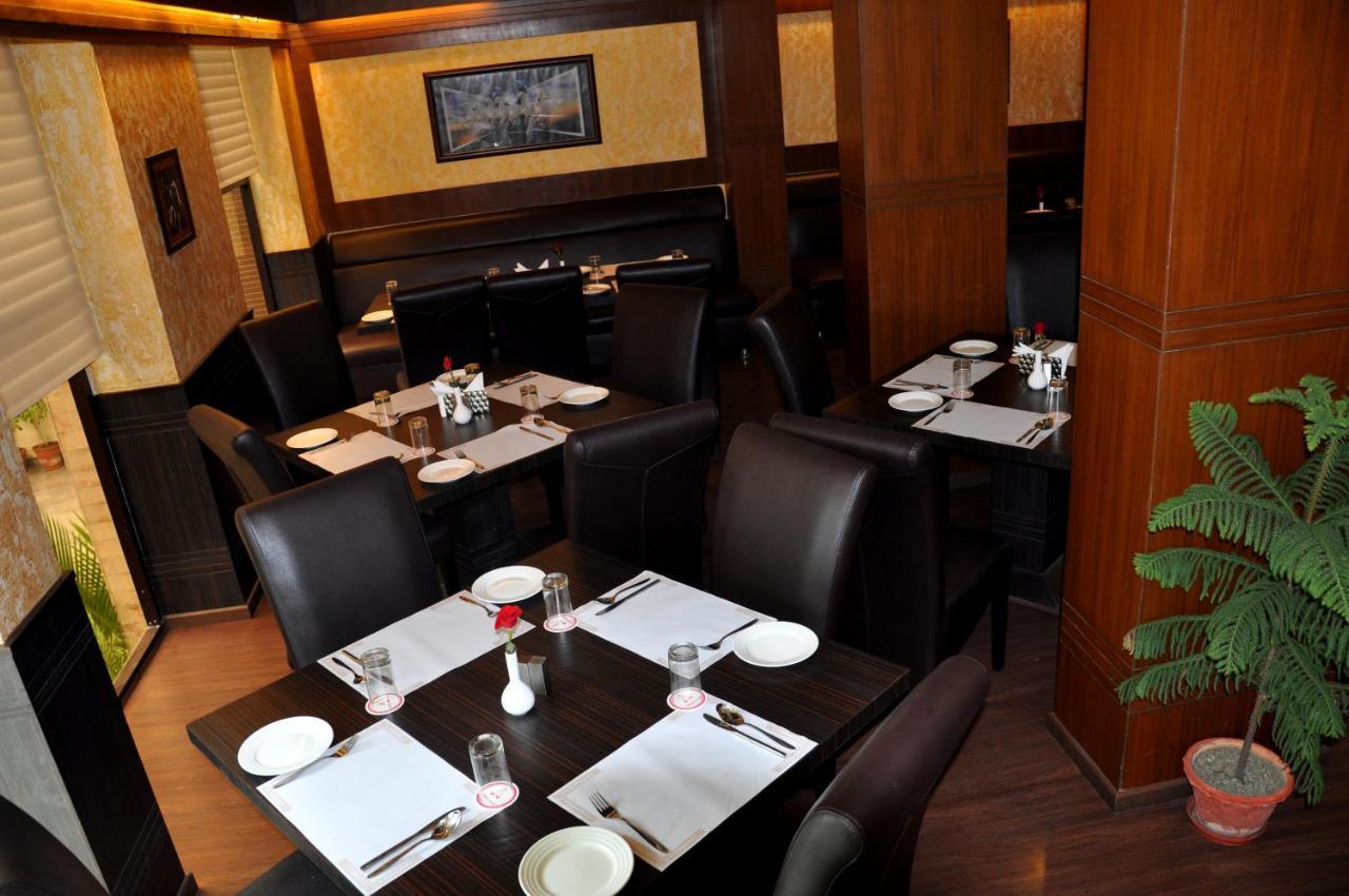 Divine Paradise Tavisha Hotel New Delhi