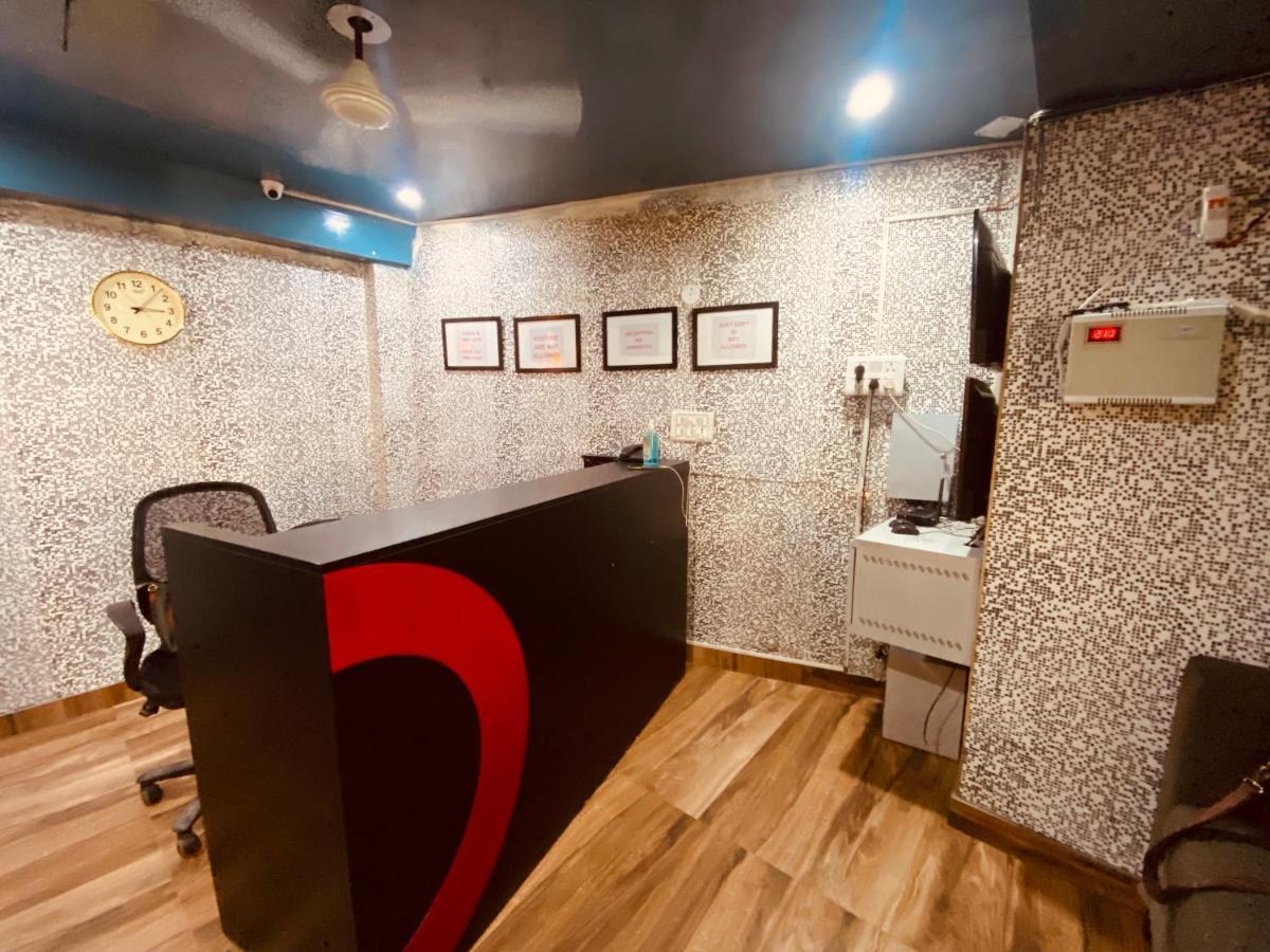 Red Chilly Hotel New Delhi