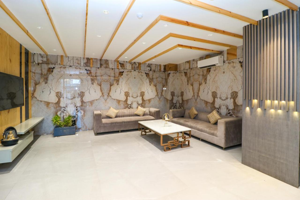 Hotel Vertu Nova Deli