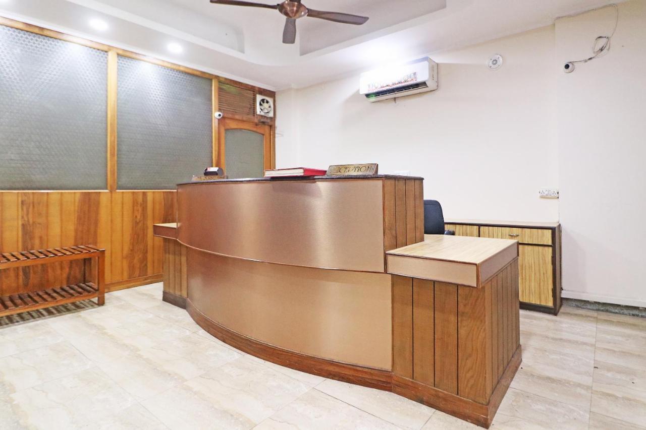 Guest house Westend 5 Mint From Nizamuddin Railway Station New Delhi