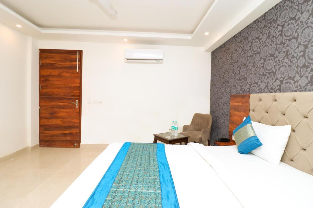 Vertu Hotel 4*