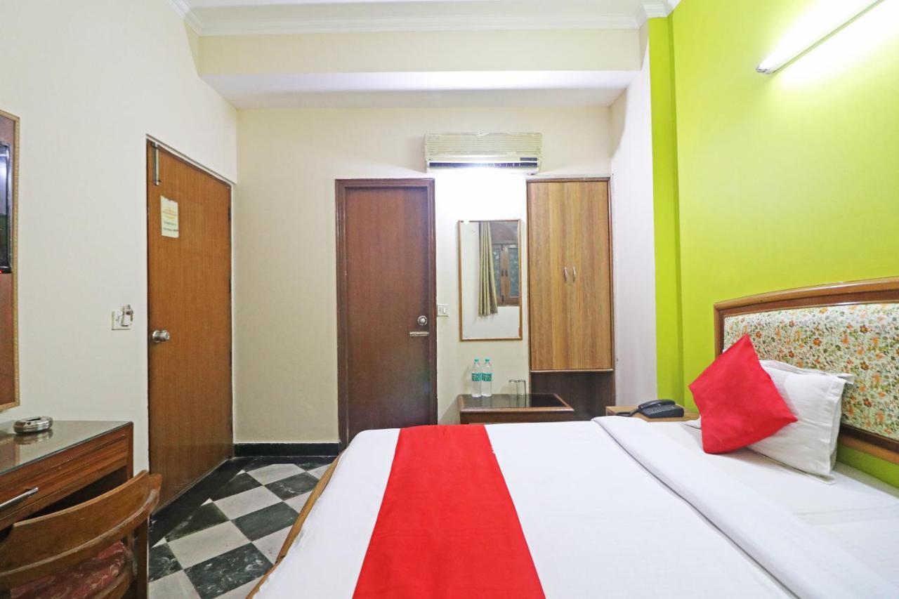 Westend 5 Mint From Nizamuddin Railway Station Guest house New Delhi