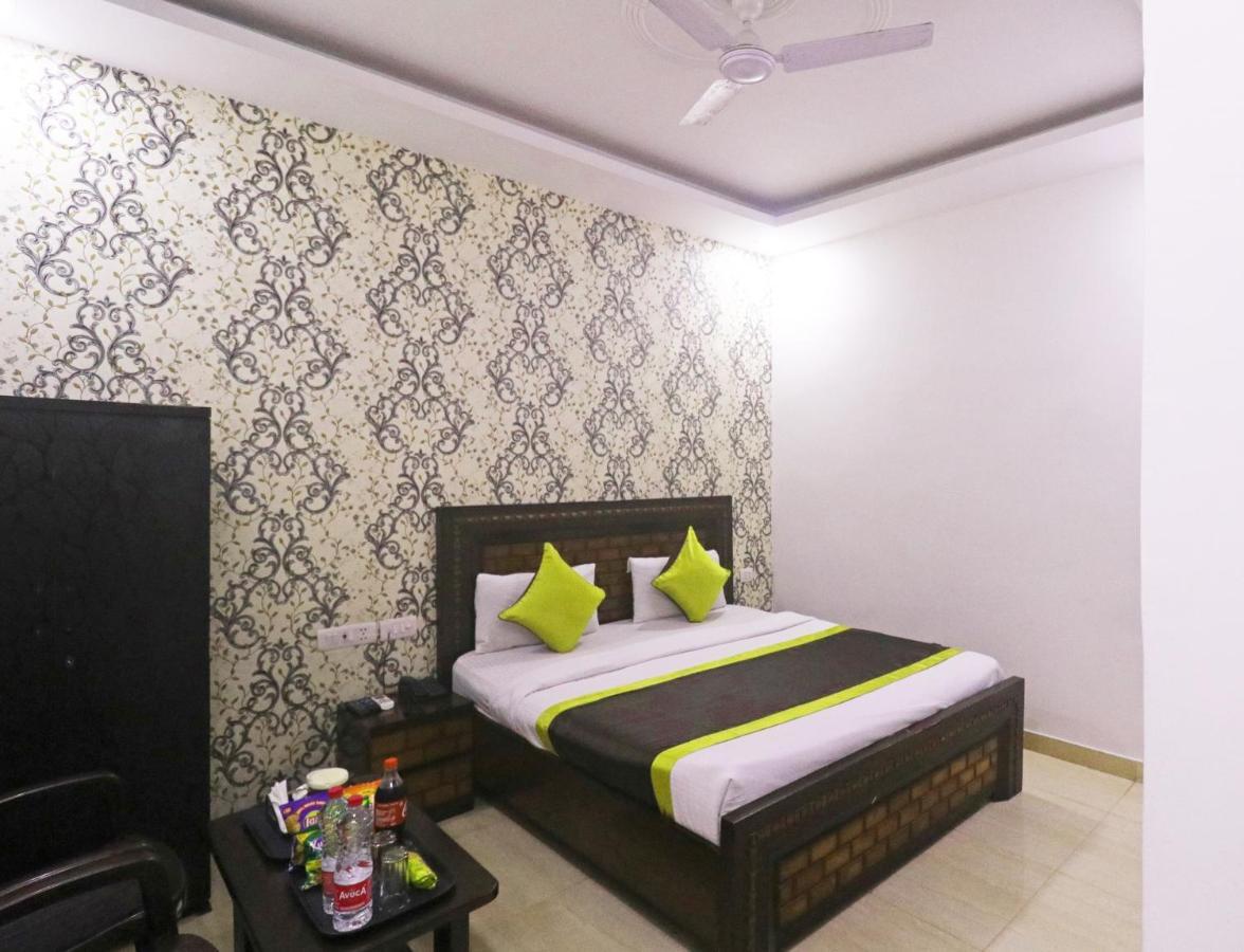Ashoka Palace Near Igi Airport