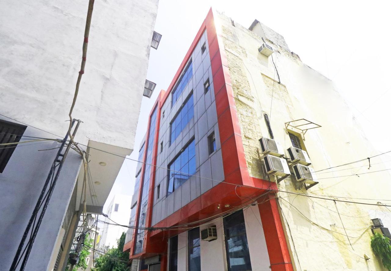 Hotel Ashoka Palace Near Igi Airport 4*