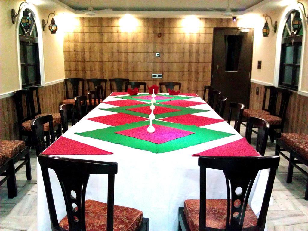 Hotel Wall City 2* New Delhi