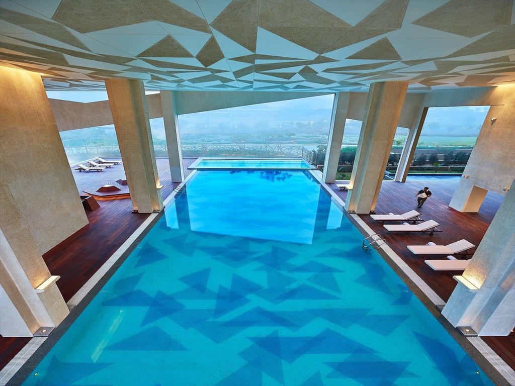 Hotel Vivanta New Delhi, Dwarka 5*