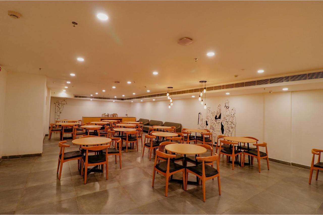 Fabhotel Hargobind Enclave Hotel 3*