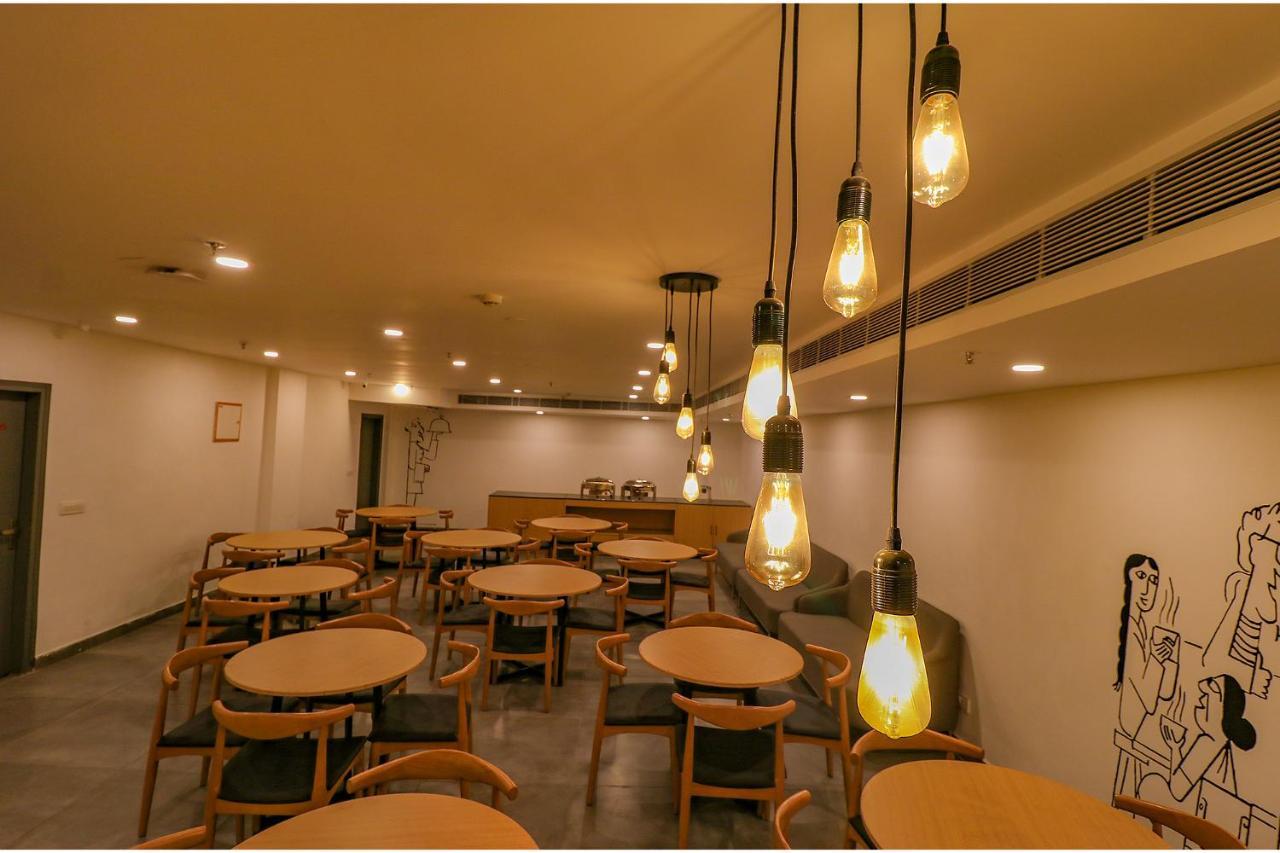 Fabhotel Hargobind Enclave Hotel 3*