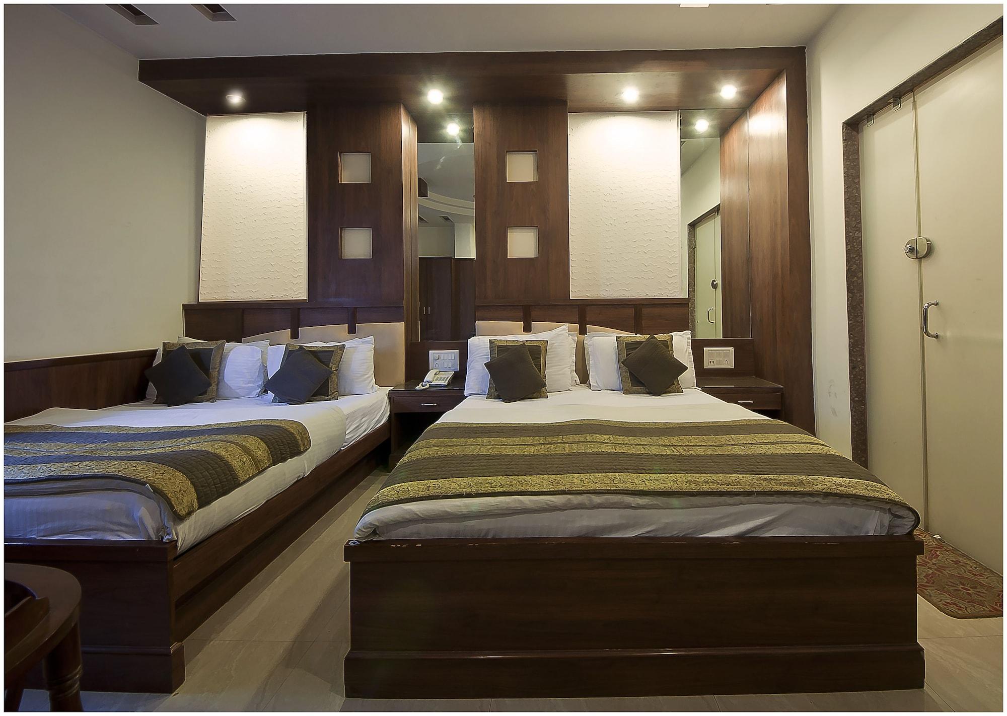 Hotel Baba Deluxe Near Railway Station And Center -by Rcg New Delhi