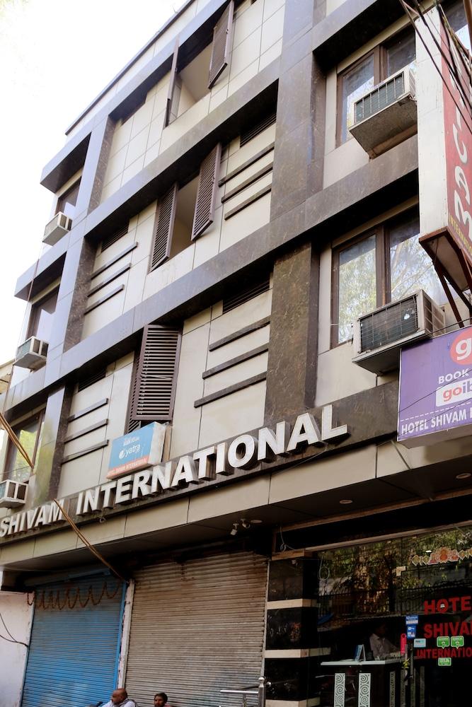 Hotel Shivam International - A Well Hygiene Staff Vaccinated 