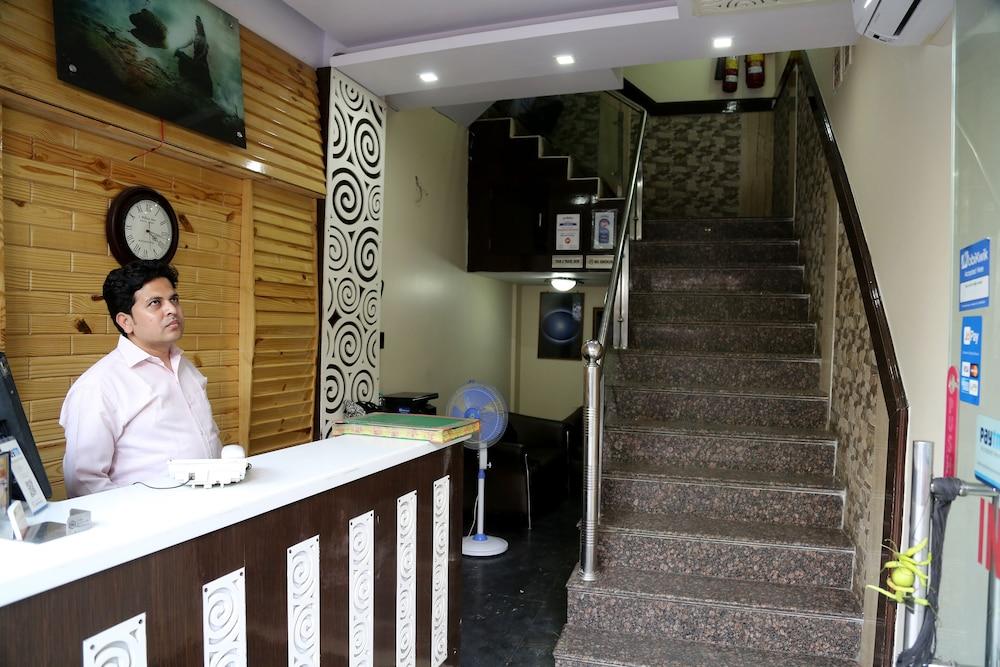 Shivam International - A Well Hygiene Staff Vaccinated 