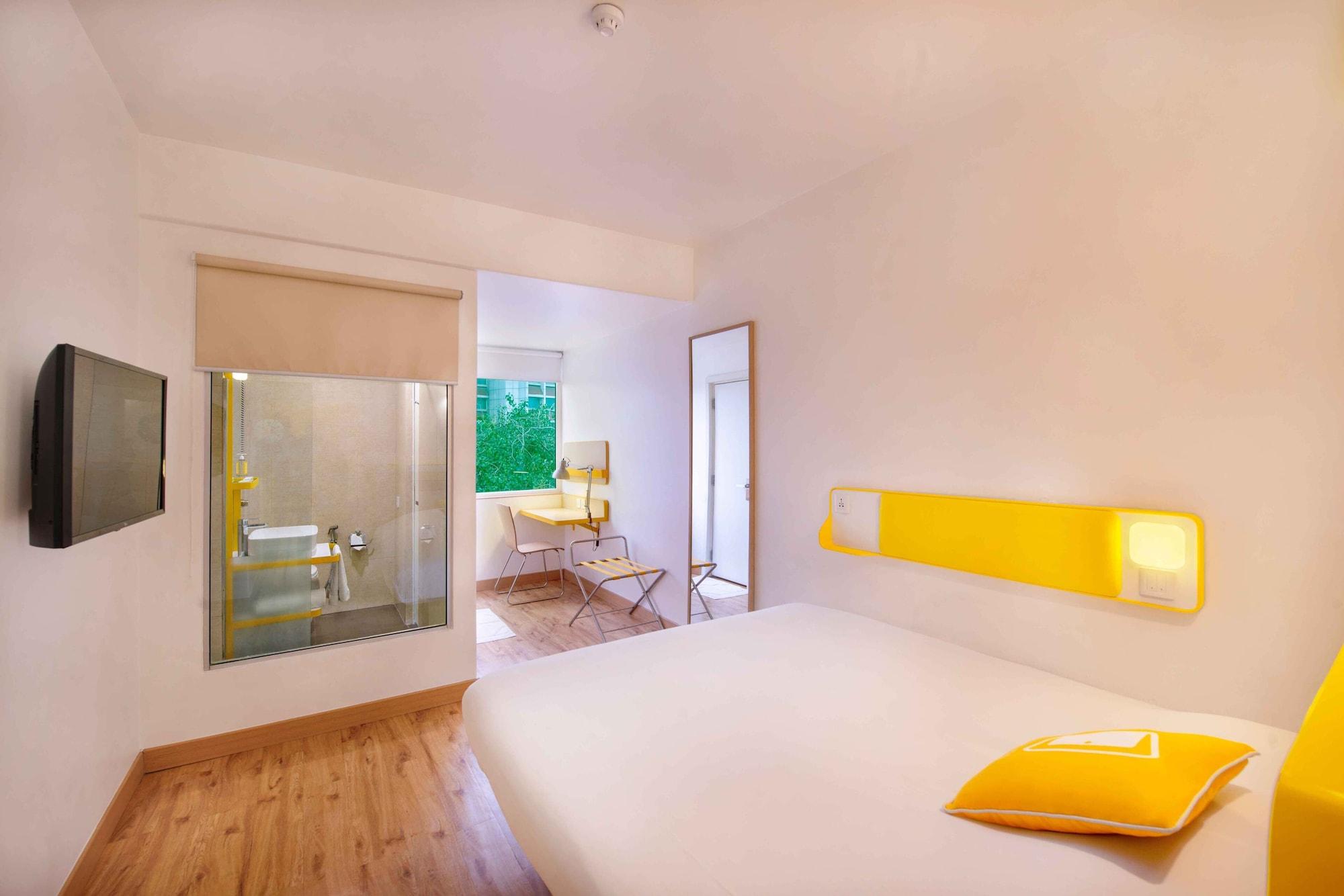 Hotel Bloomrooms @ Janpath 4*