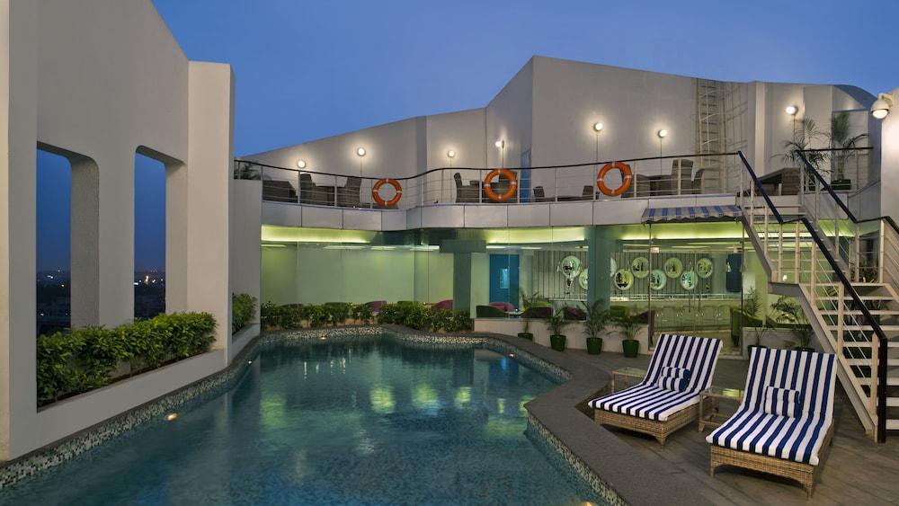 Hotel Park By Radisson Ip Extension 4*