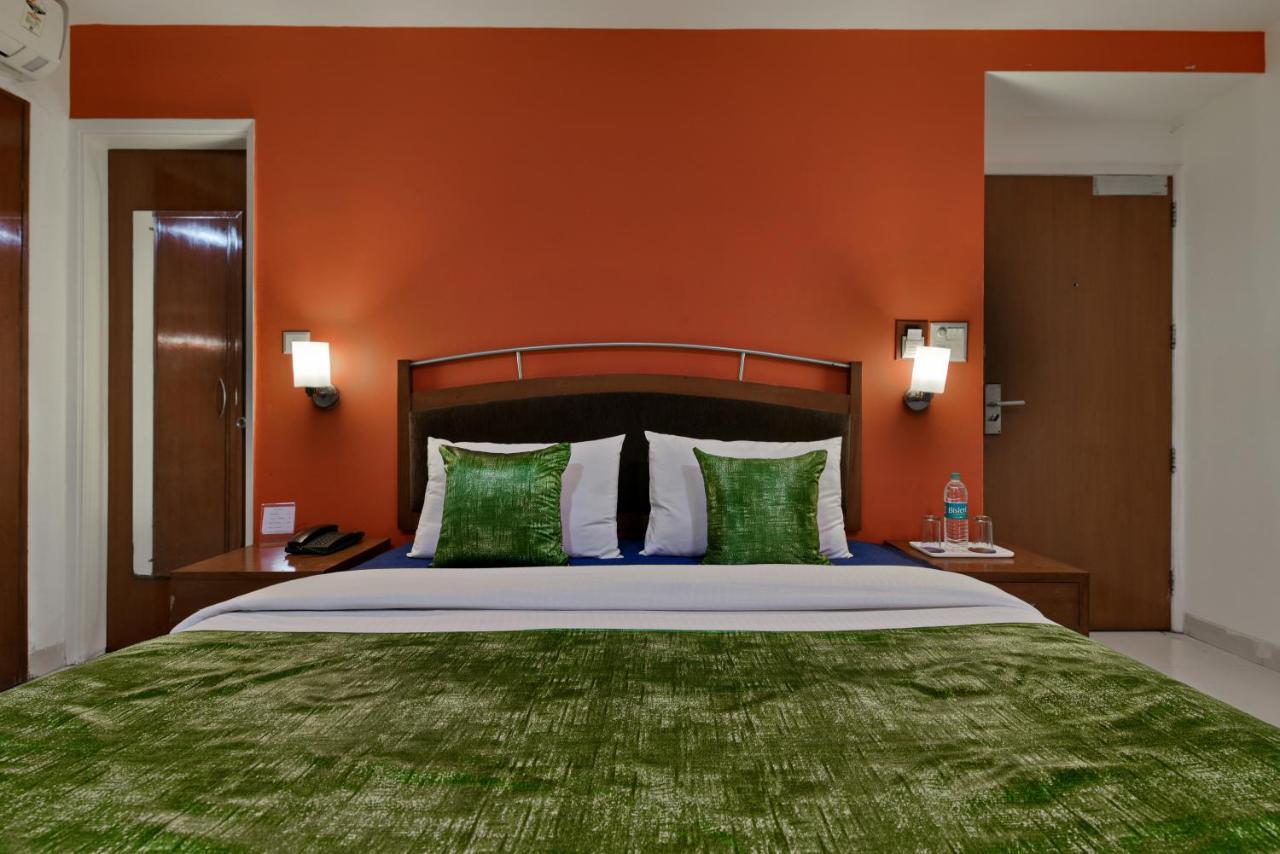Admire - New Friends Colony Hotel 4*