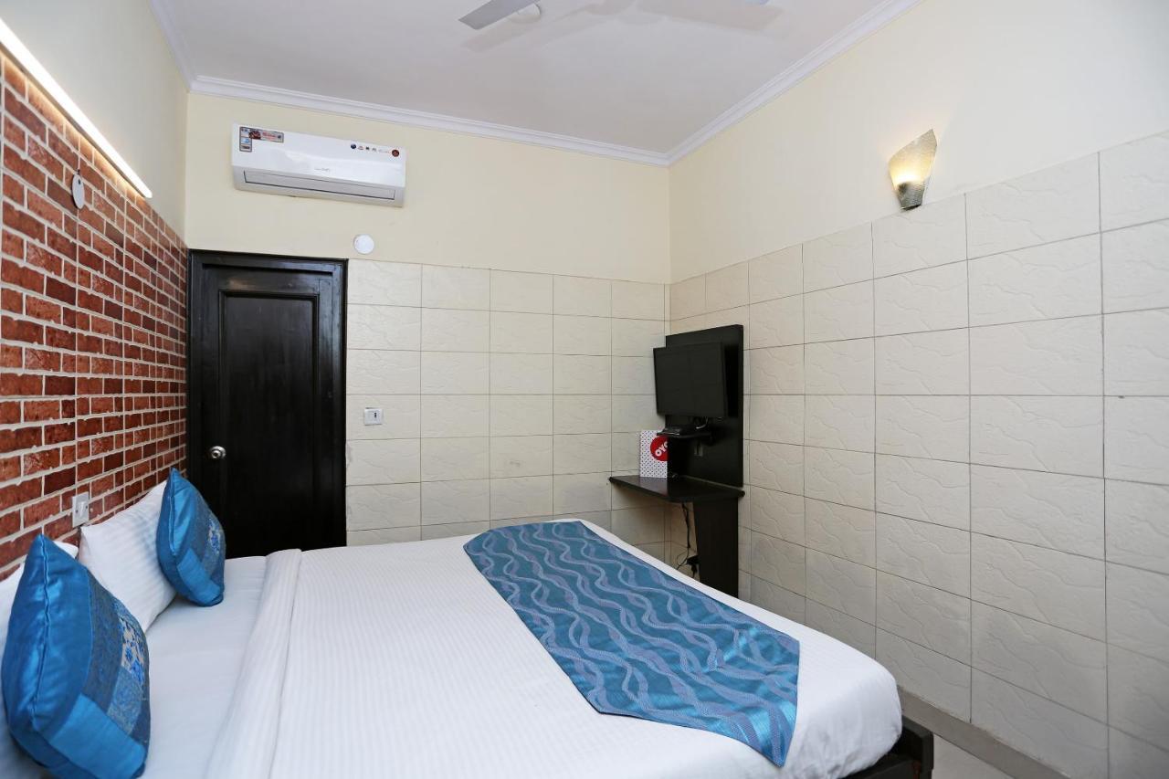 Oyo Flagship 14164 Satwah 29 Hotel