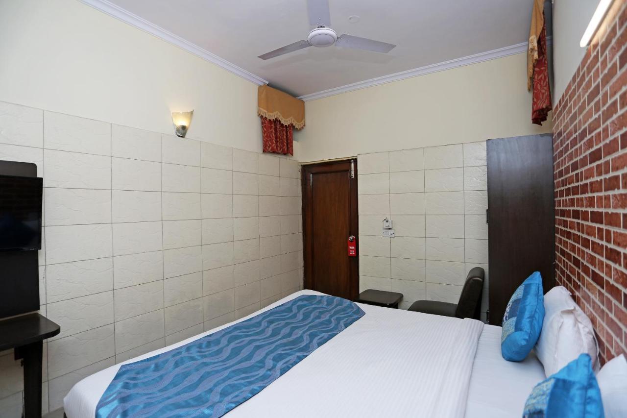 Hotel Oyo Flagship 14164 Satwah 29 Nova Deli