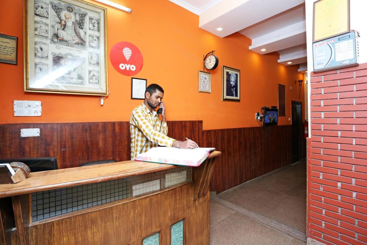 Oyo Flagship 14164 Satwah 29