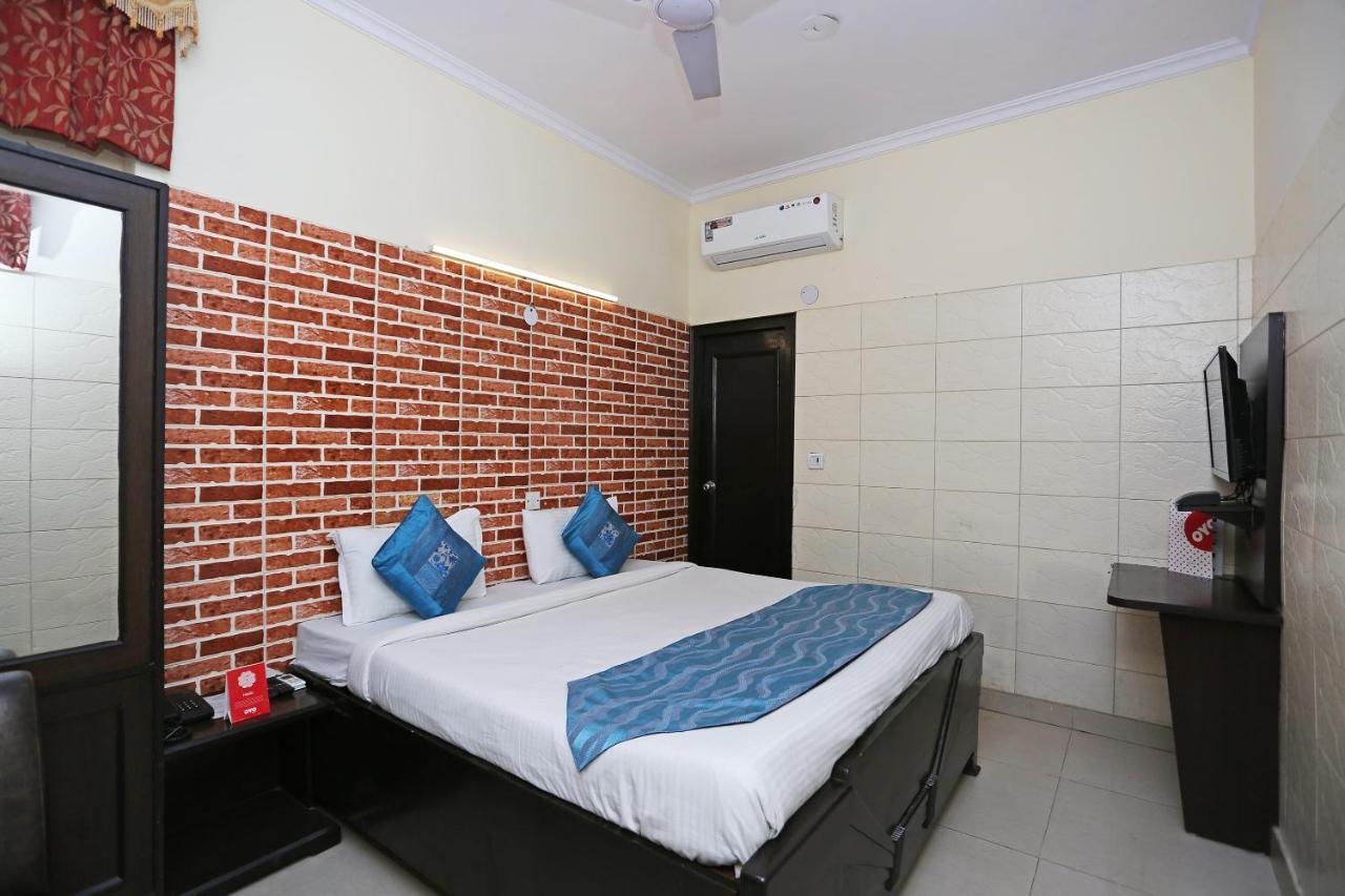 Hotel Oyo Flagship 14164 Satwah 29 Nova Deli