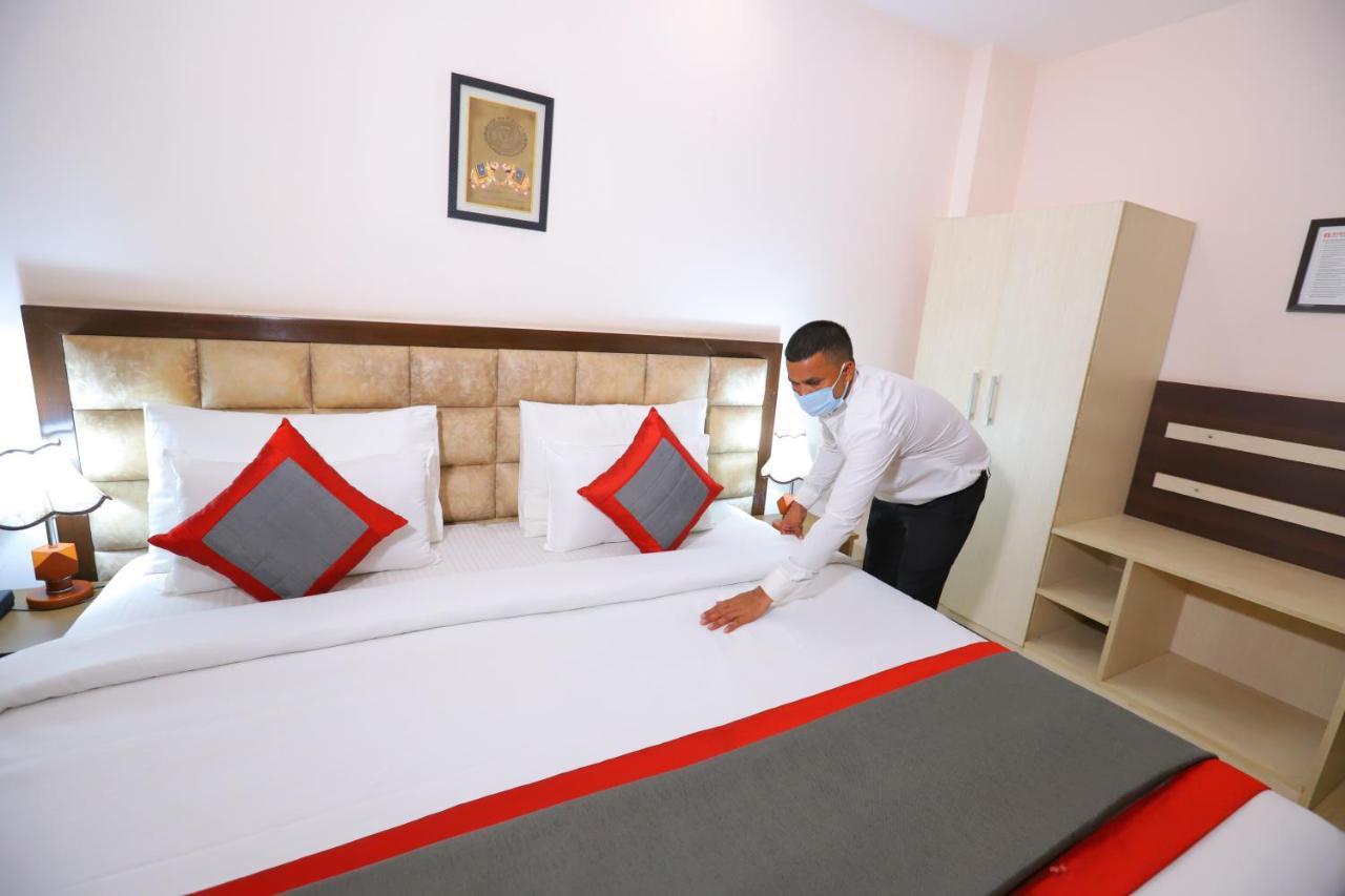 Nirvana Suits By Qotel Jasola - Near Apollo Hospital In New Delhi