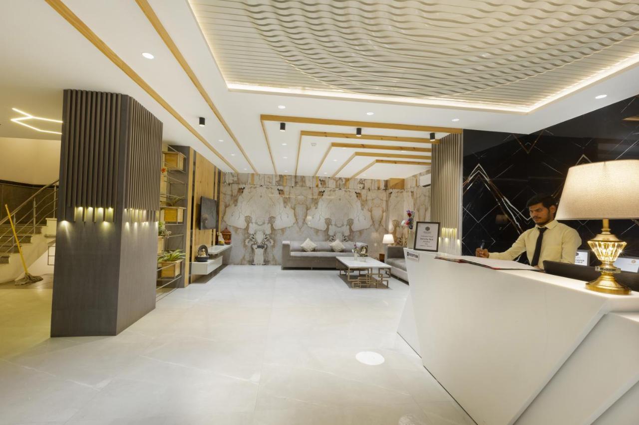 Vertu Hotel