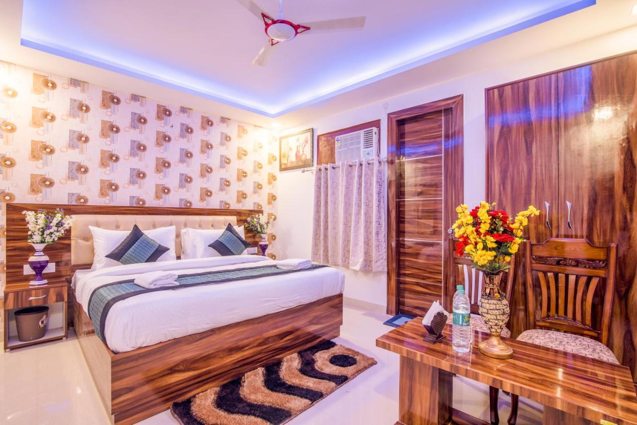 Hotel Festival Mahipalpur Delhi Airport - Near Delhi Aerocity 3*