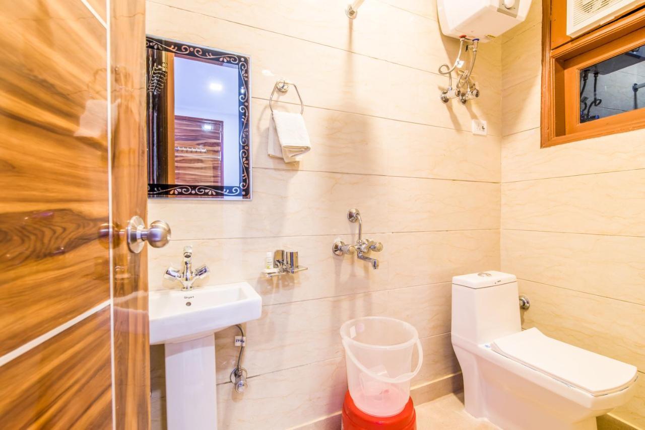 Hotel Festival Mahipalpur Delhi Airport - Near Delhi Aerocity 3*
