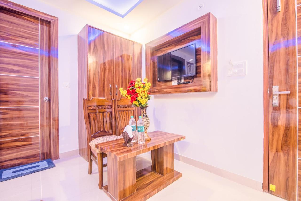 Hotel Festival Mahipalpur Delhi Airport - Near Delhi Aerocity New Delhi