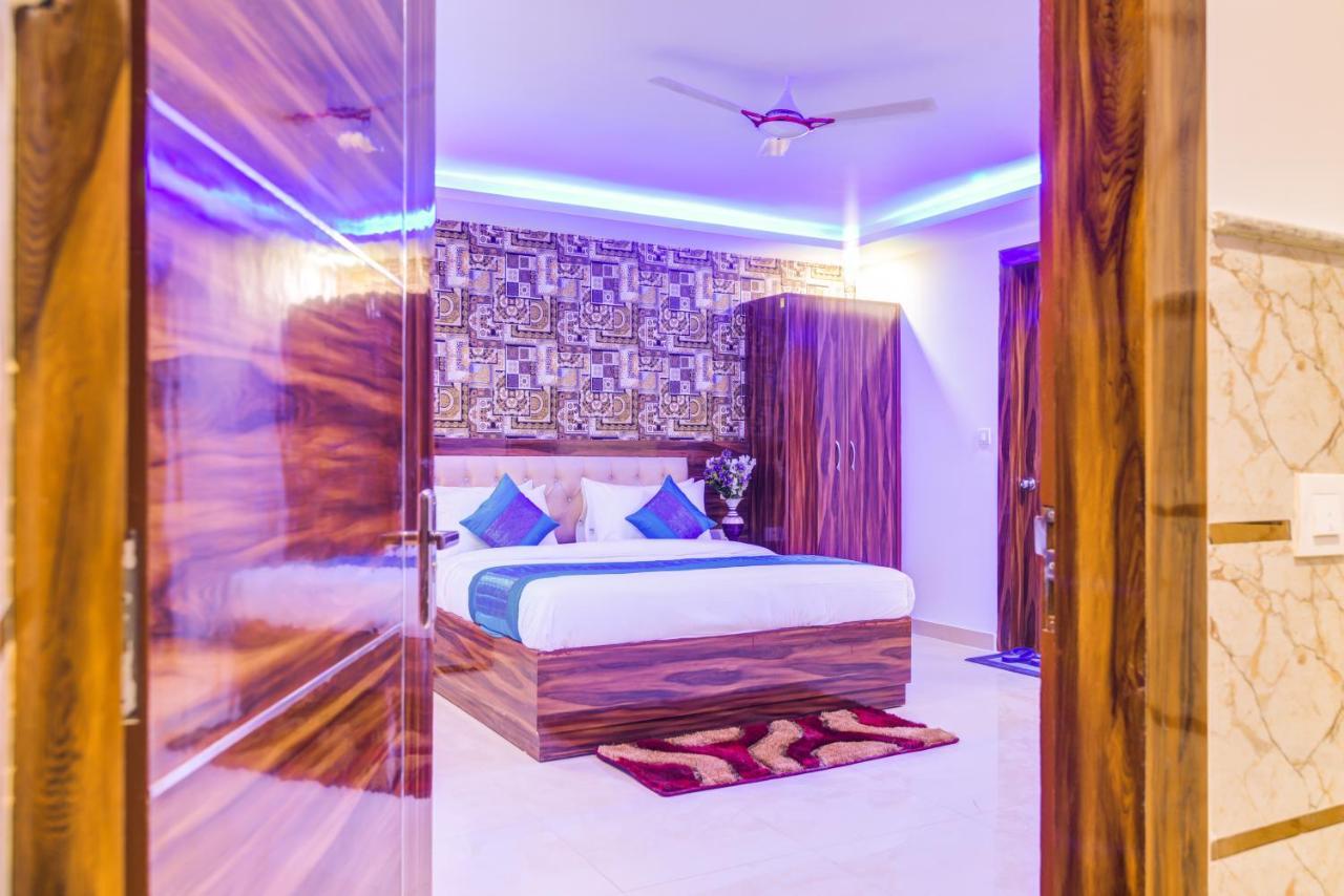 Hotel Festival Mahipalpur Delhi Airport - Near Delhi Aerocity 3*