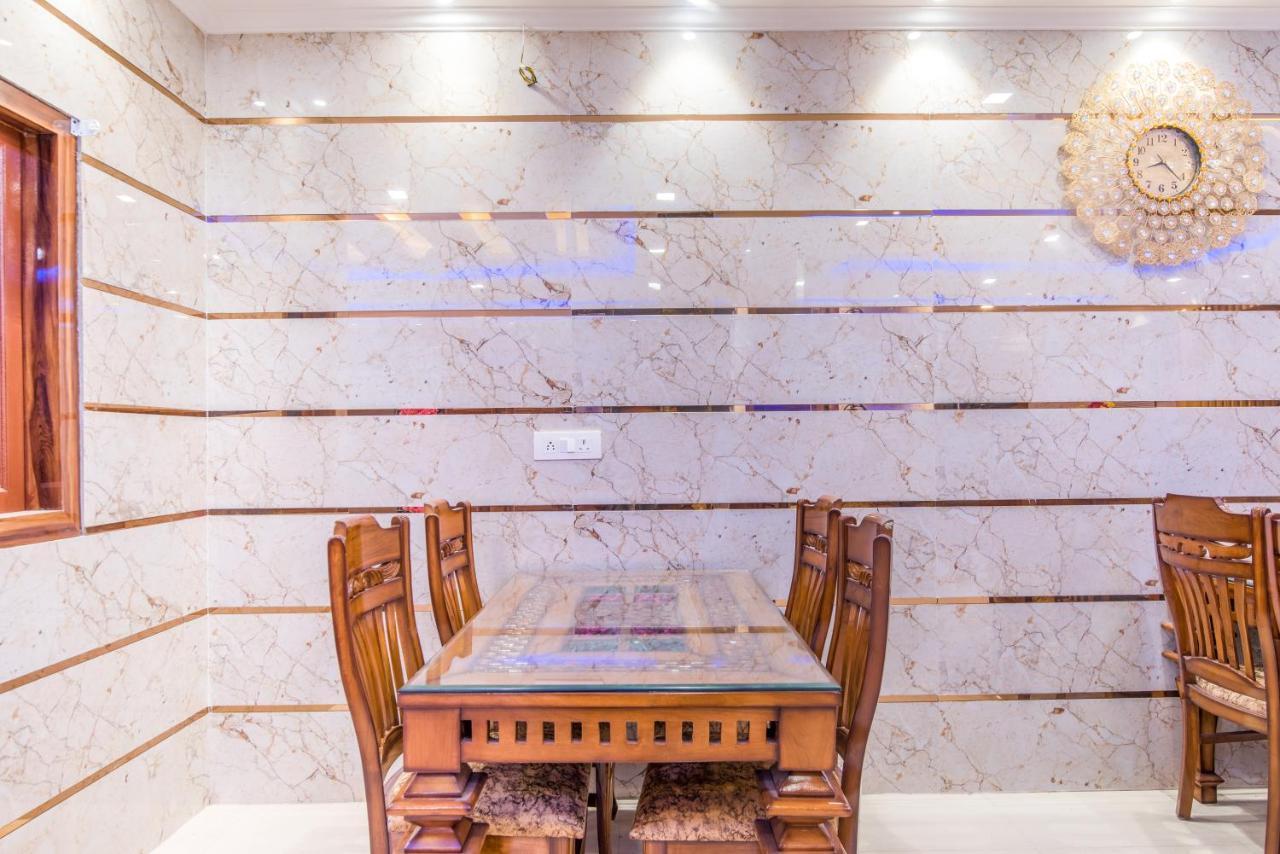 Hotel Festival Mahipalpur Delhi Airport - Near Delhi Aerocity 3*