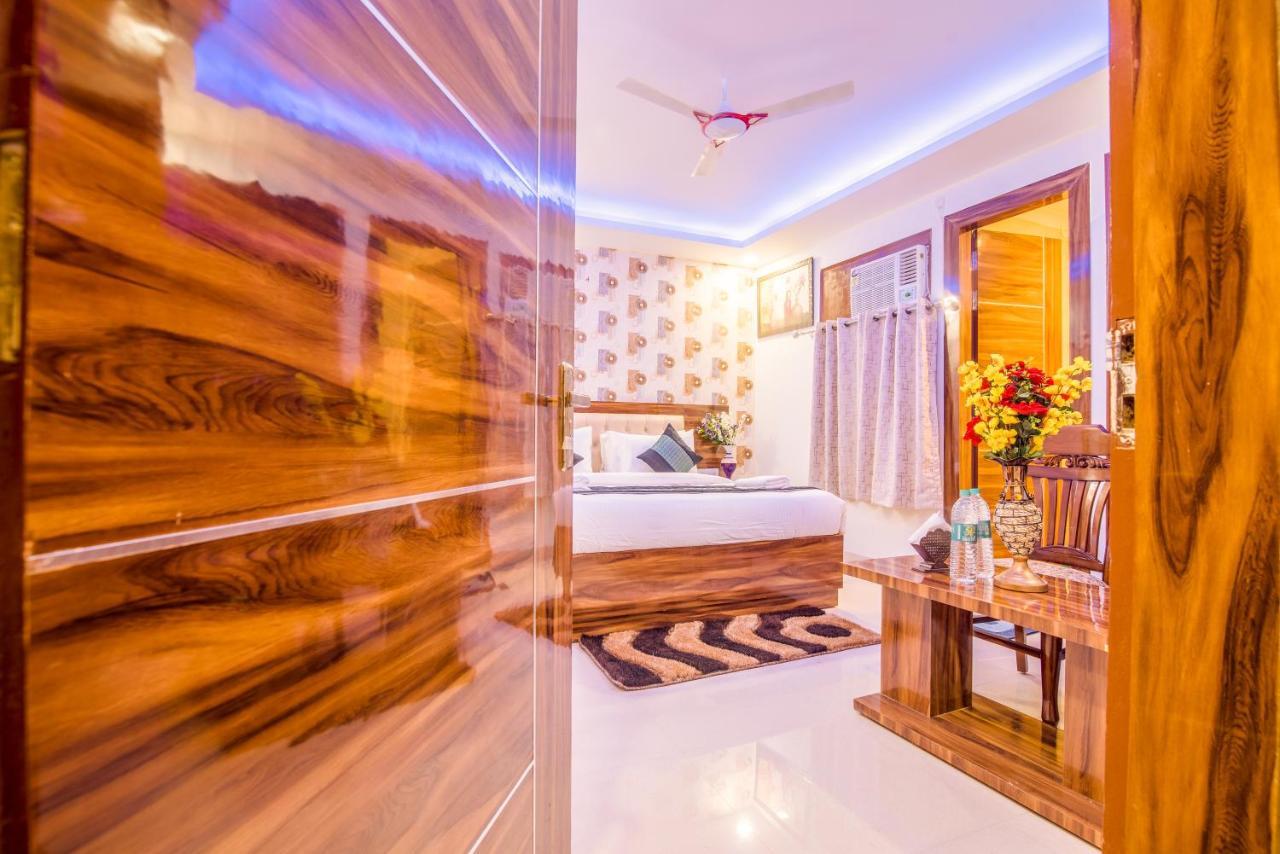 Hotel Festival Mahipalpur Delhi Airport - Near Delhi Aerocity 3*