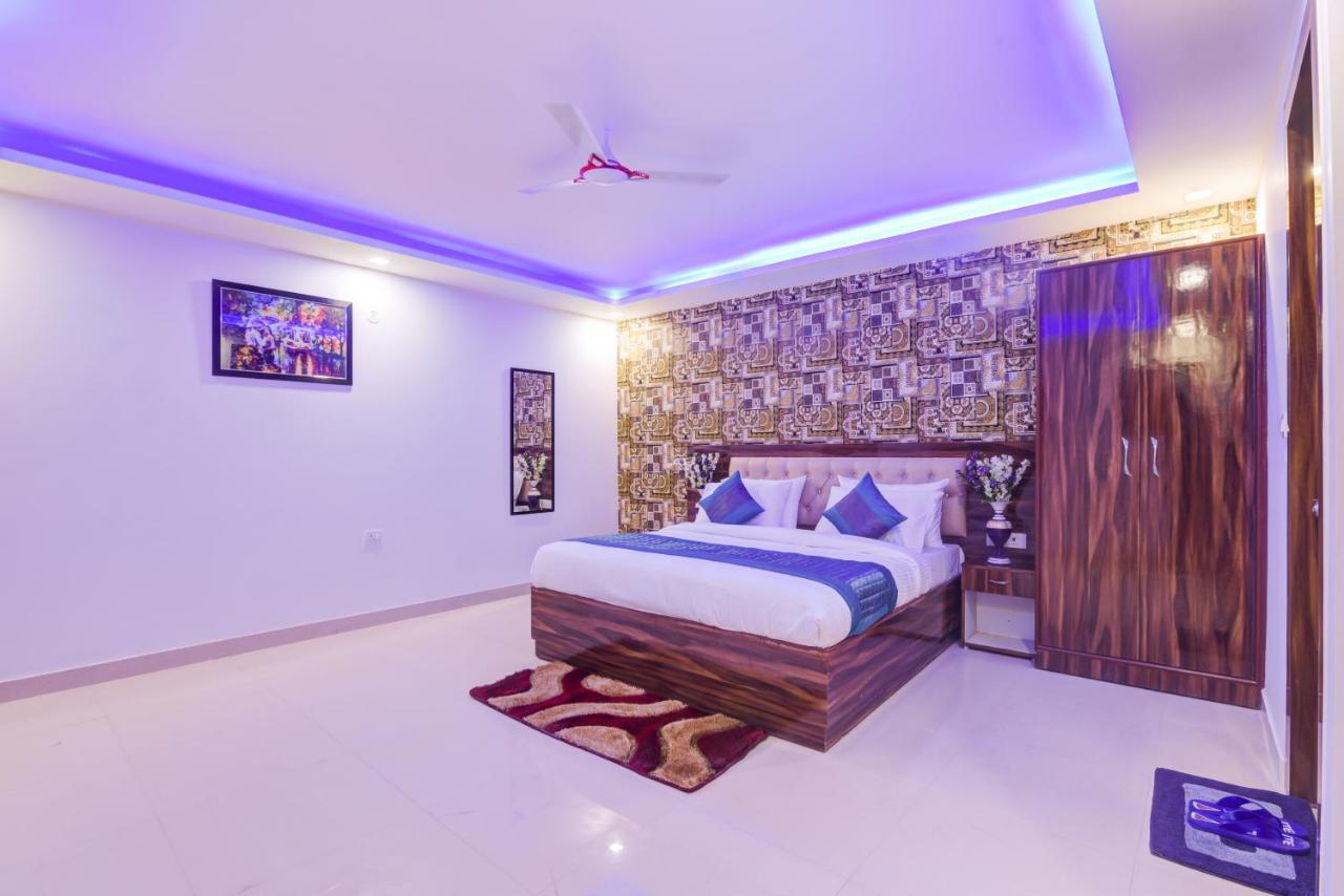 Hotel Festival Mahipalpur Delhi Airport - Near Delhi Aerocity Hotel
