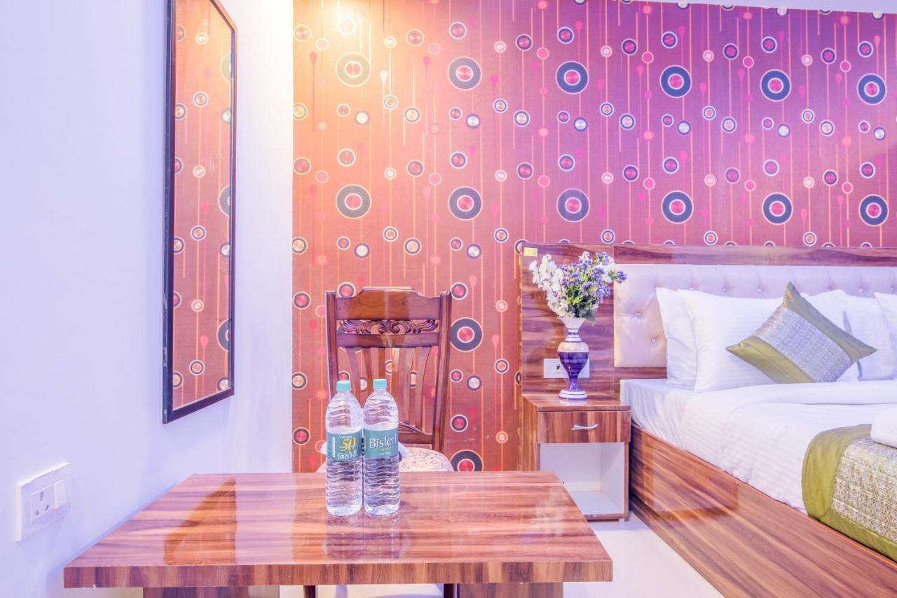 Hotel Festival Mahipalpur Delhi Airport - Near Delhi Aerocity New Delhi