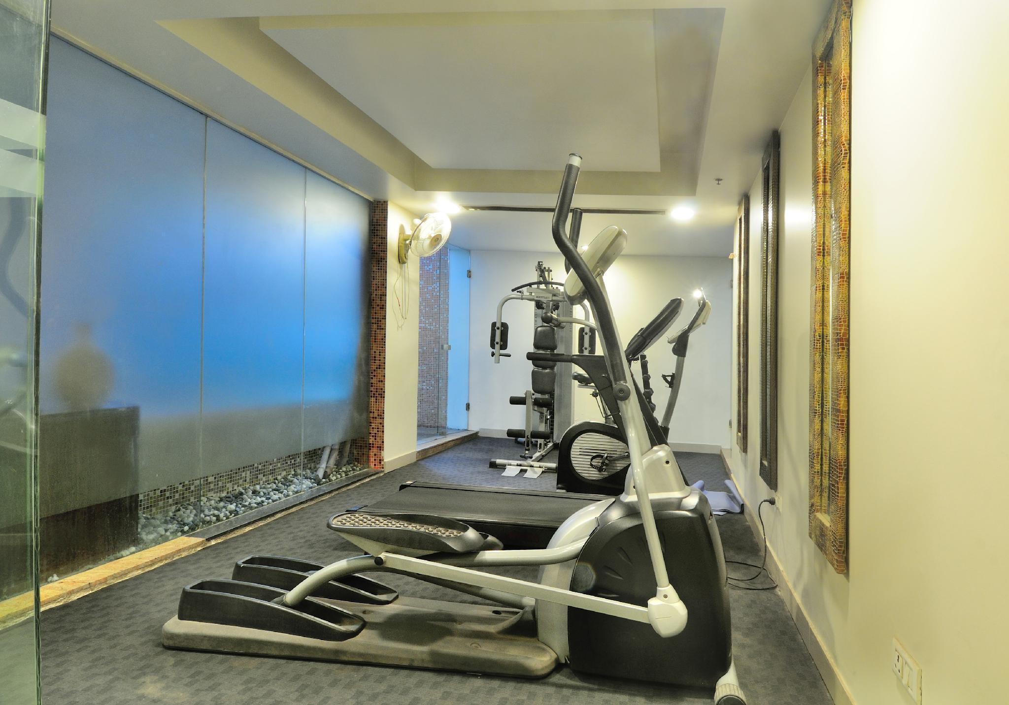 Aura - Railway Station Hotel New Delhi