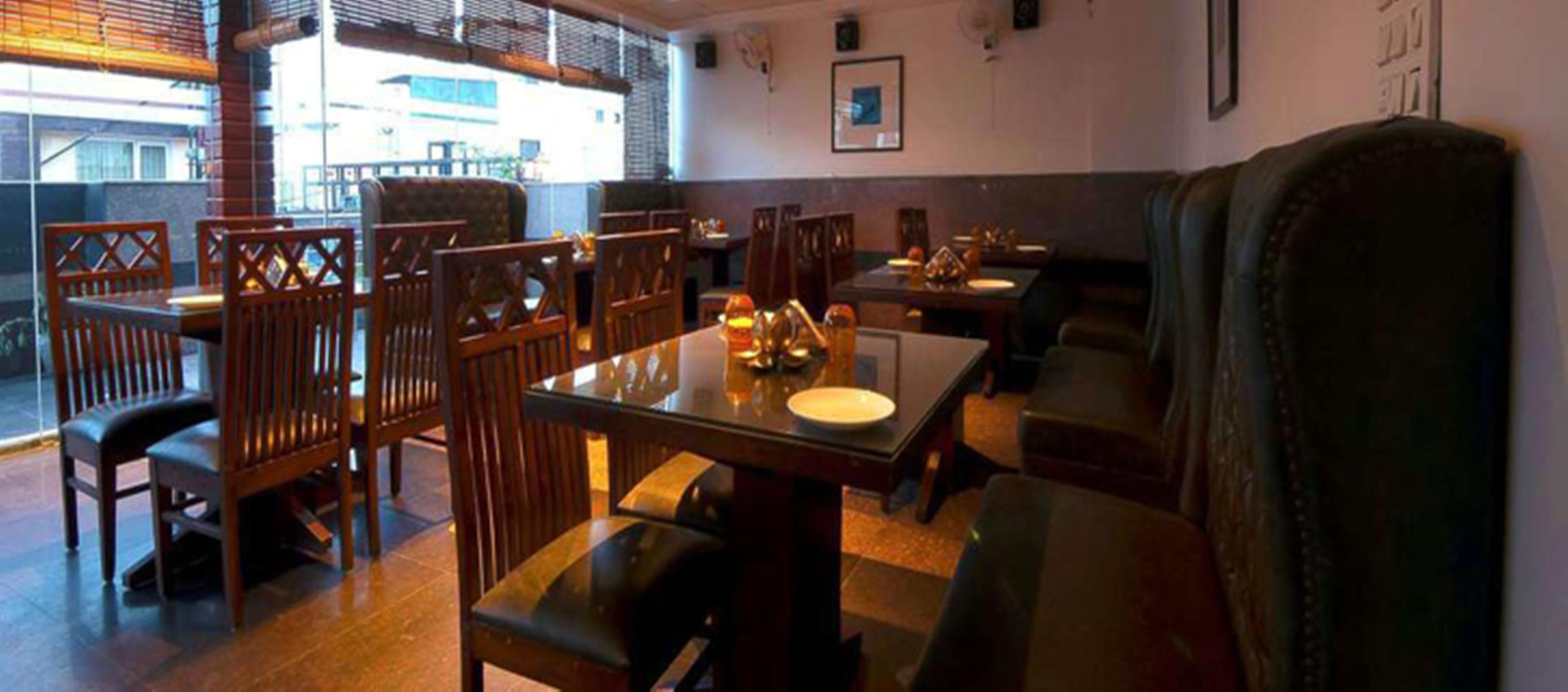 Hotel Aura - Railway Station New Delhi