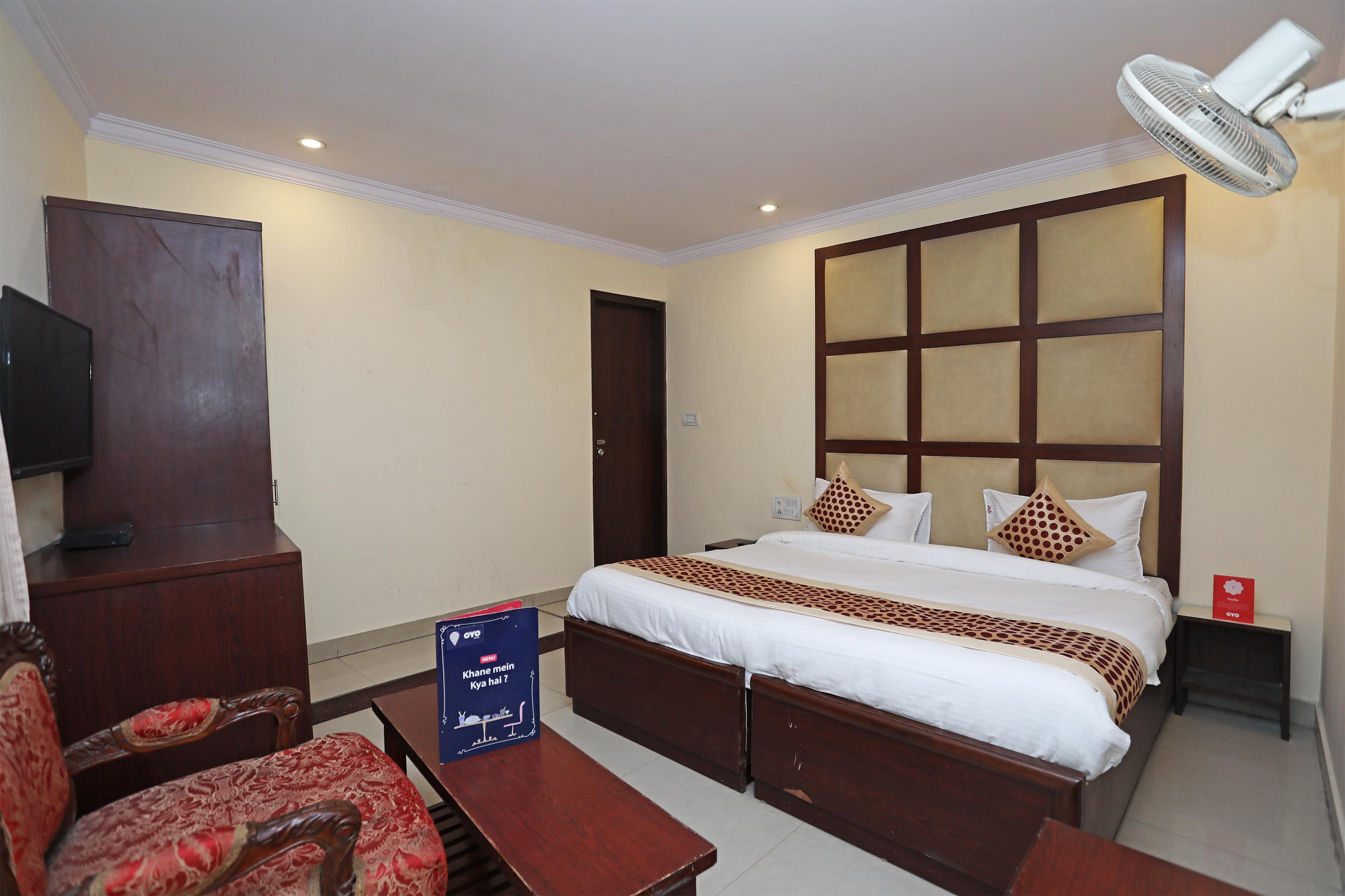 Hotel Capital O 10750 Vivek New Delhi